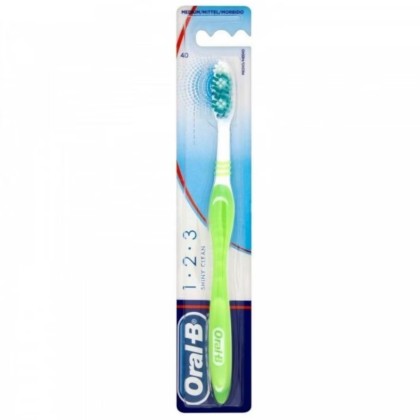 ORAL B PERIUTA DINTI 40MEDIUM CLEAN FRESH*96